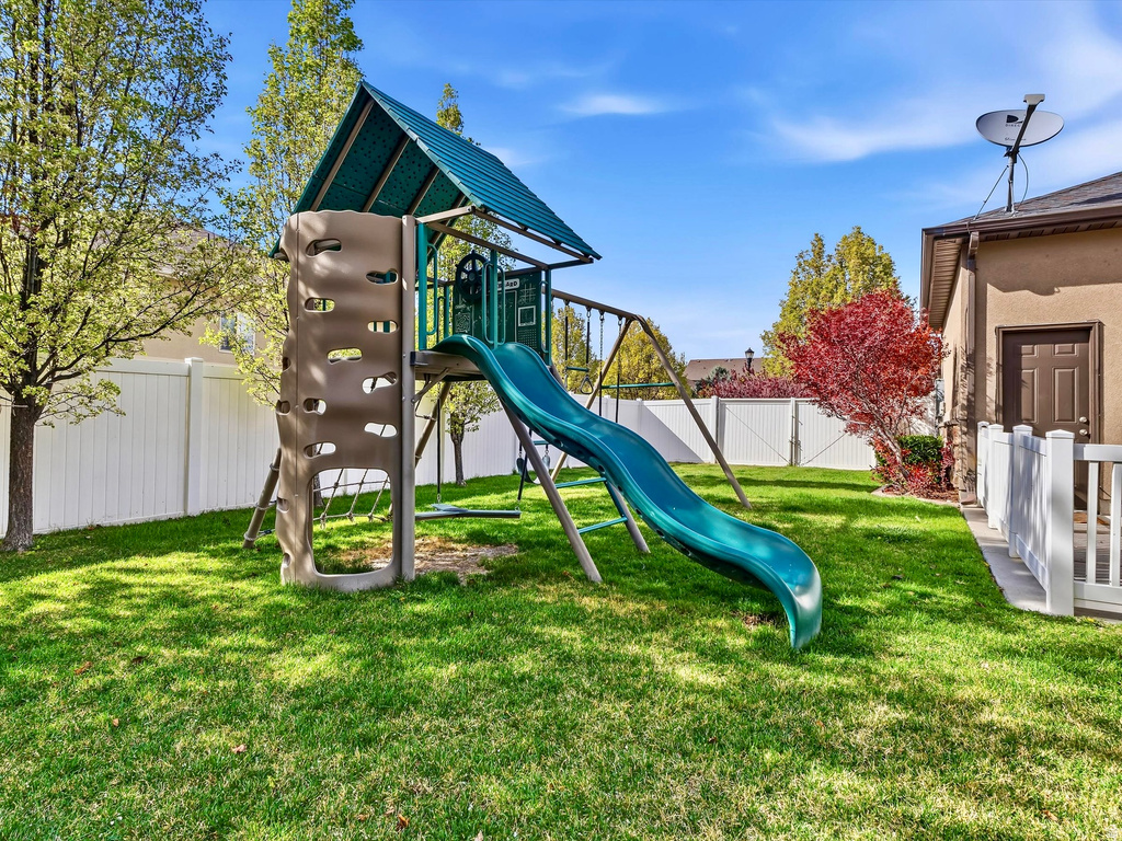 3257 W STOKER CV South Jordan, UT 84095