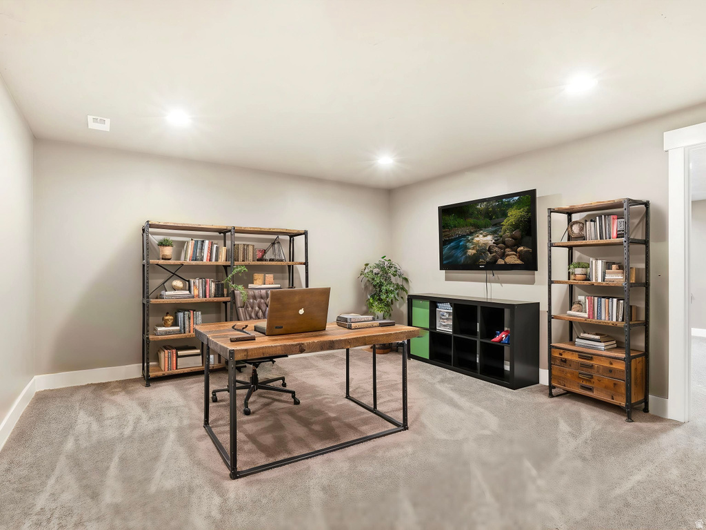 3257 W STOKER CV South Jordan, UT 84095