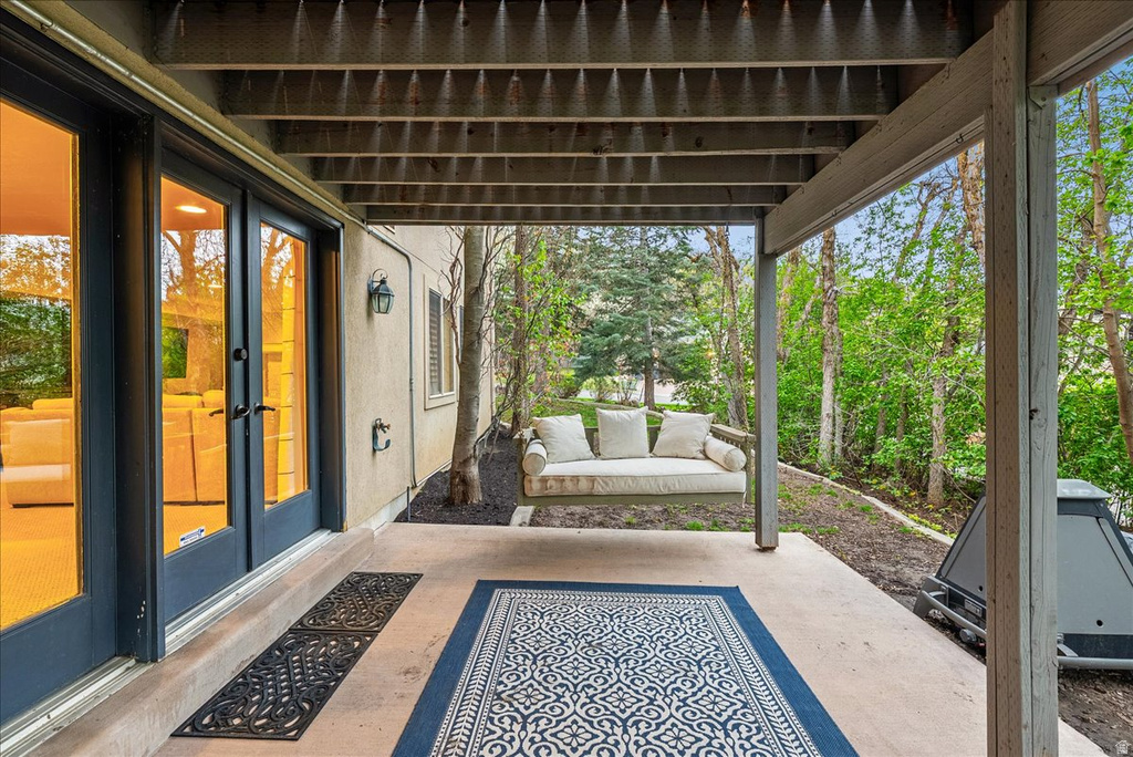 1095 E MARIWOOD CIR North Salt Lake, UT 84054