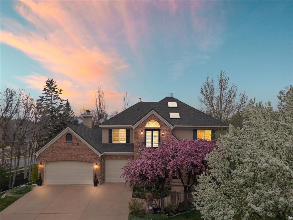 1095 E MARIWOOD CIR North Salt Lake, UT 84054