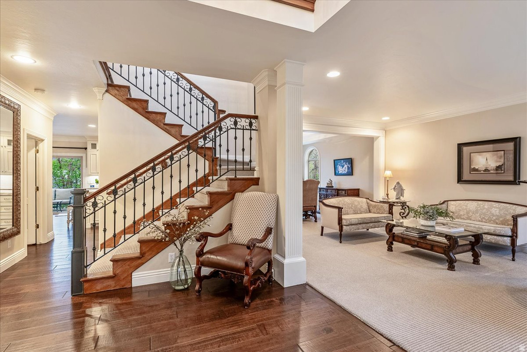 1095 E MARIWOOD CIR North Salt Lake, UT 84054