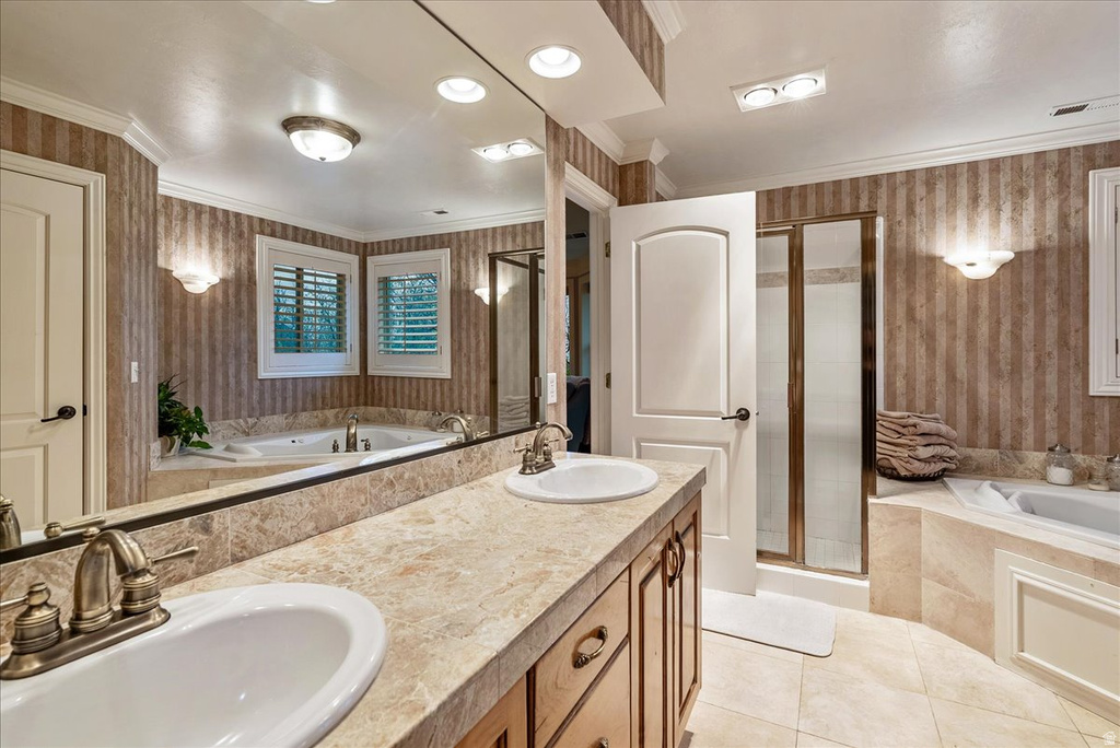 1095 E MARIWOOD CIR North Salt Lake, UT 84054