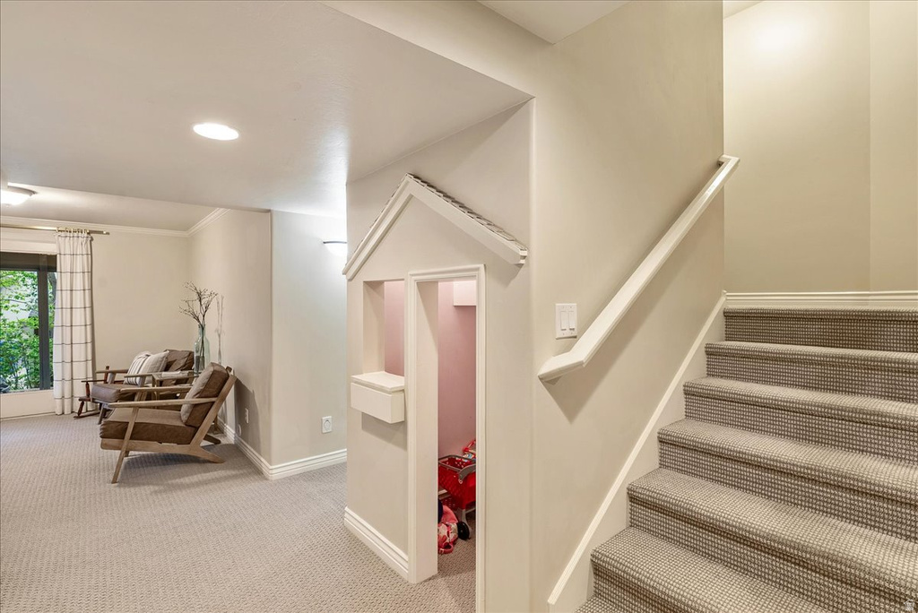 1095 E MARIWOOD CIR North Salt Lake, UT 84054