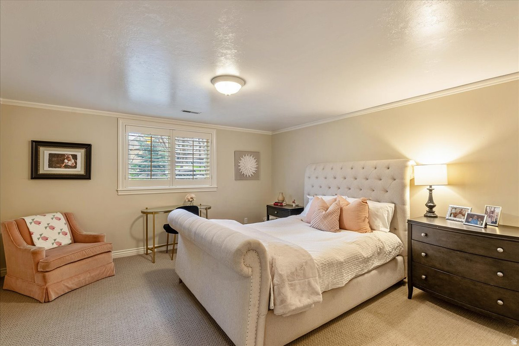 1095 E MARIWOOD CIR North Salt Lake, UT 84054