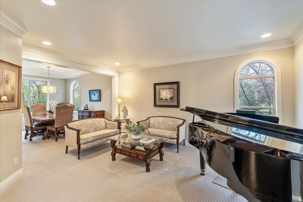 1095 E MARIWOOD CIR North Salt Lake, UT 84054