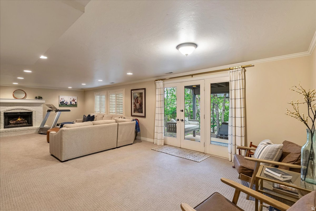 1095 E MARIWOOD CIR North Salt Lake, UT 84054