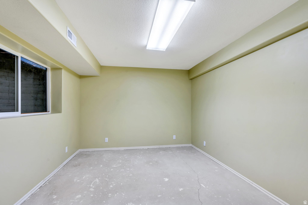 5633 W BONICA LN Herriman, UT 84096