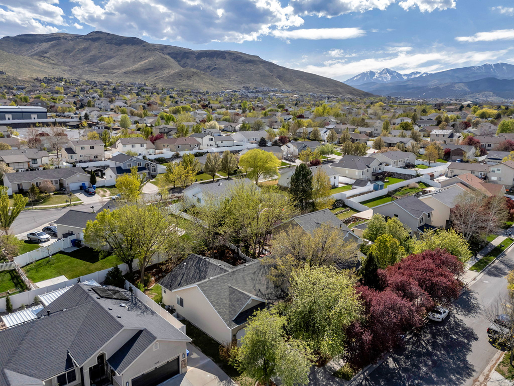 5633 W BONICA LN Herriman, UT 84096