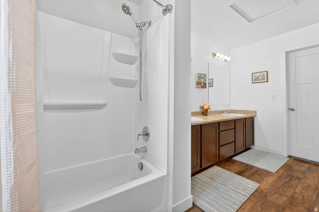 5658 W ISLAND RIDGE DR West Valley City, UT 84118