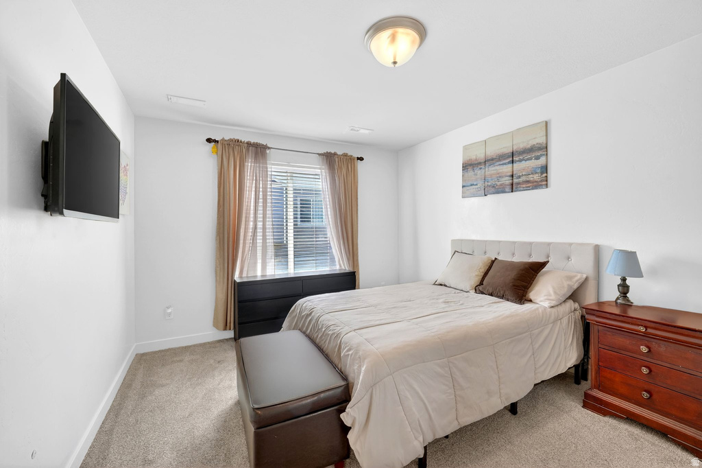 5658 W ISLAND RIDGE DR West Valley City, UT 84118