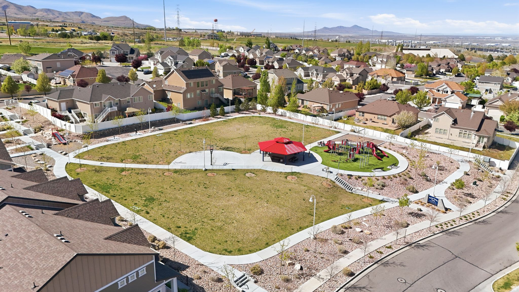 5658 W ISLAND RIDGE DR West Valley City, UT 84118