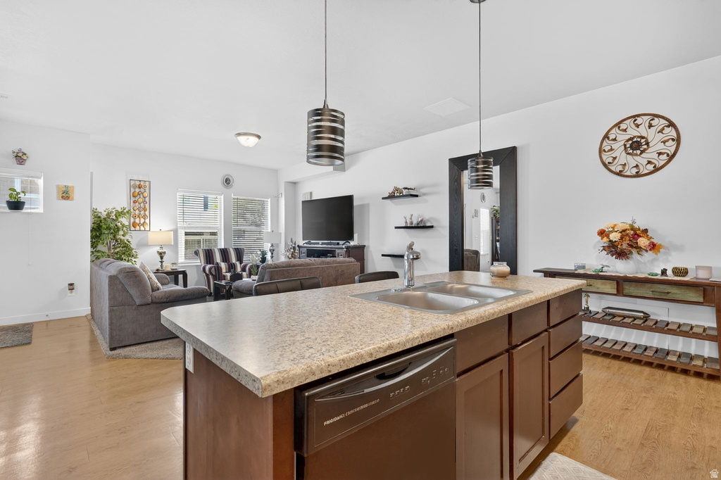 5658 W ISLAND RIDGE DR West Valley City, UT 84118