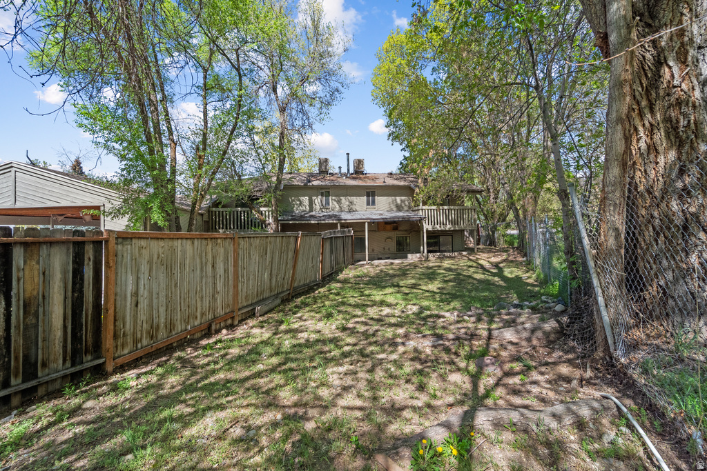 666 E LARCHWOOD DR Midvale, UT 84047