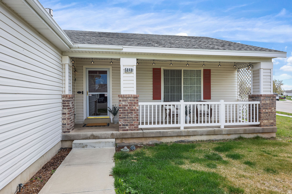 5048 S 4000 W Roy, UT 84067