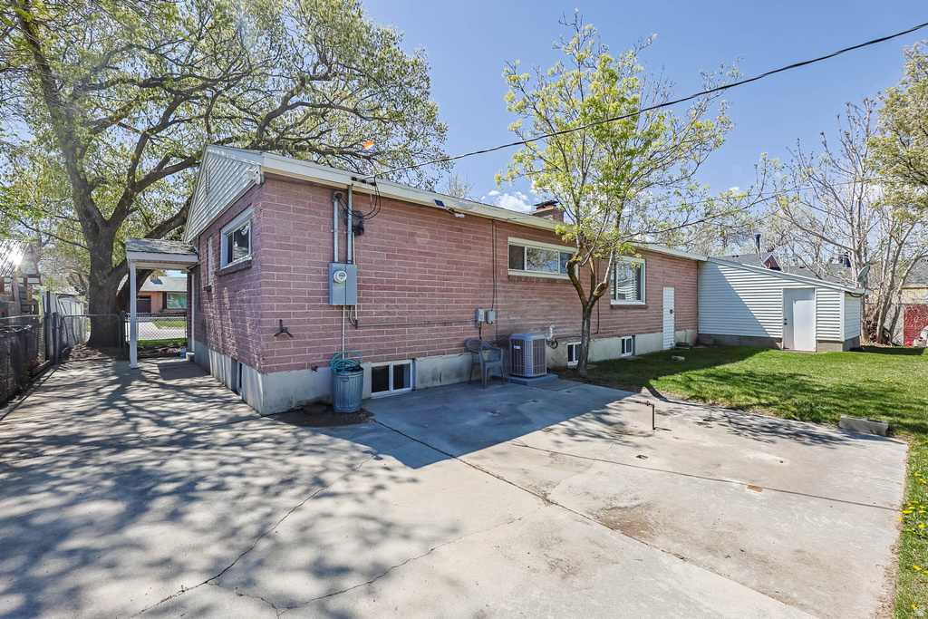 915 E GALENA DR Sandy, UT 84094