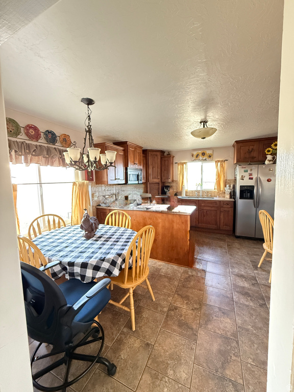 2224 W 2500 N Vernal, UT 84078