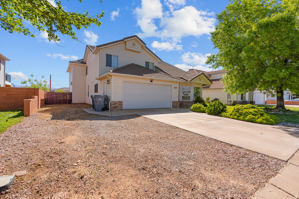 924 N 100 W Hurricane, UT 84737