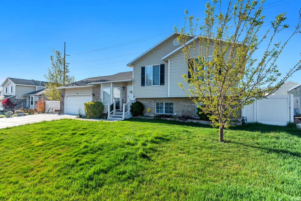 1419 W MISTY HOLLOW WAY West Jordan, UT 84084