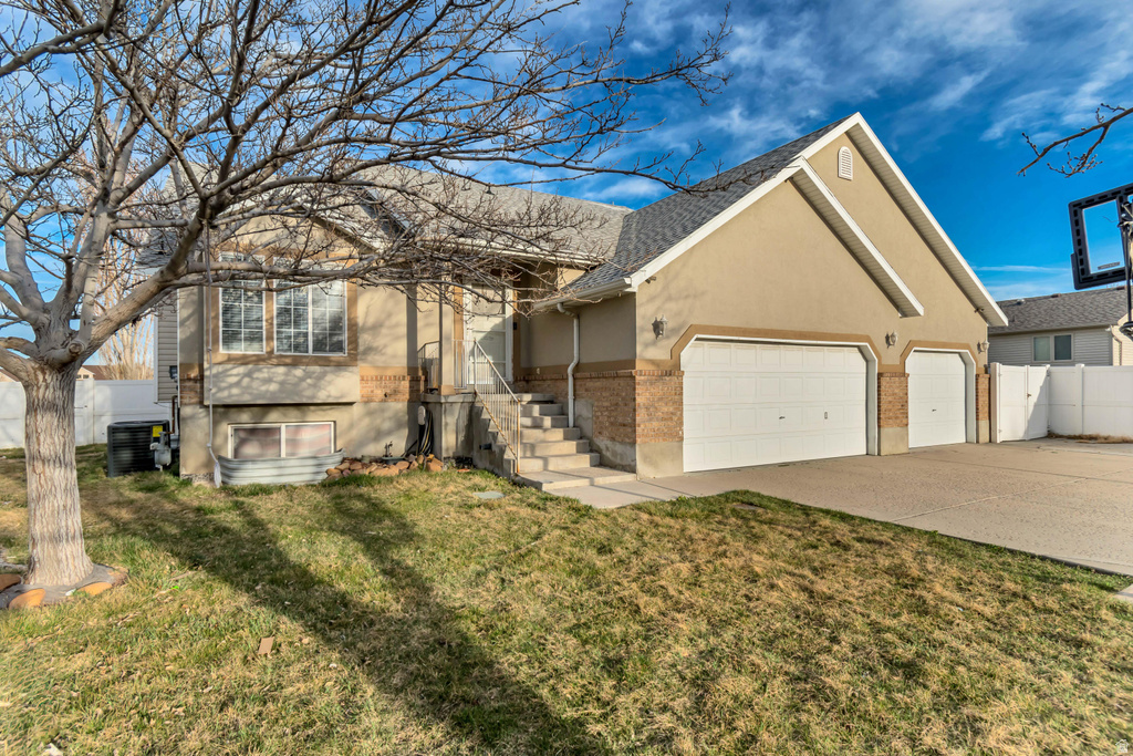 2887 S ENSIGN DR Magna, UT 84044