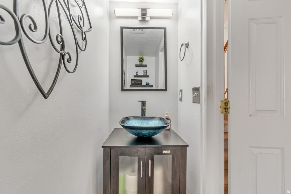 2887 S ENSIGN DR Magna, UT 84044