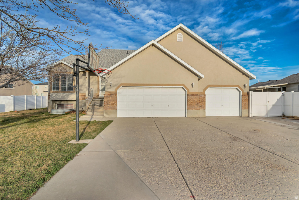 2887 S ENSIGN DR Magna, UT 84044