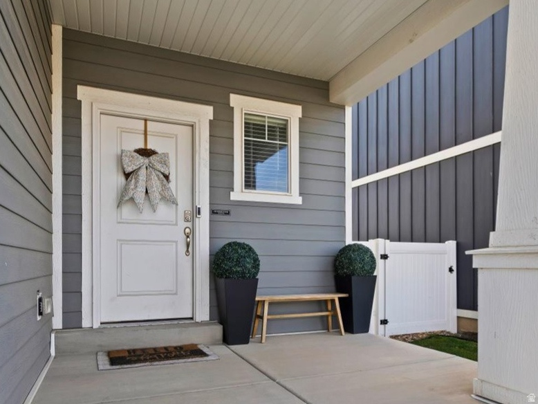 442 N COMMODORE LN Saratoga Springs, UT 84045