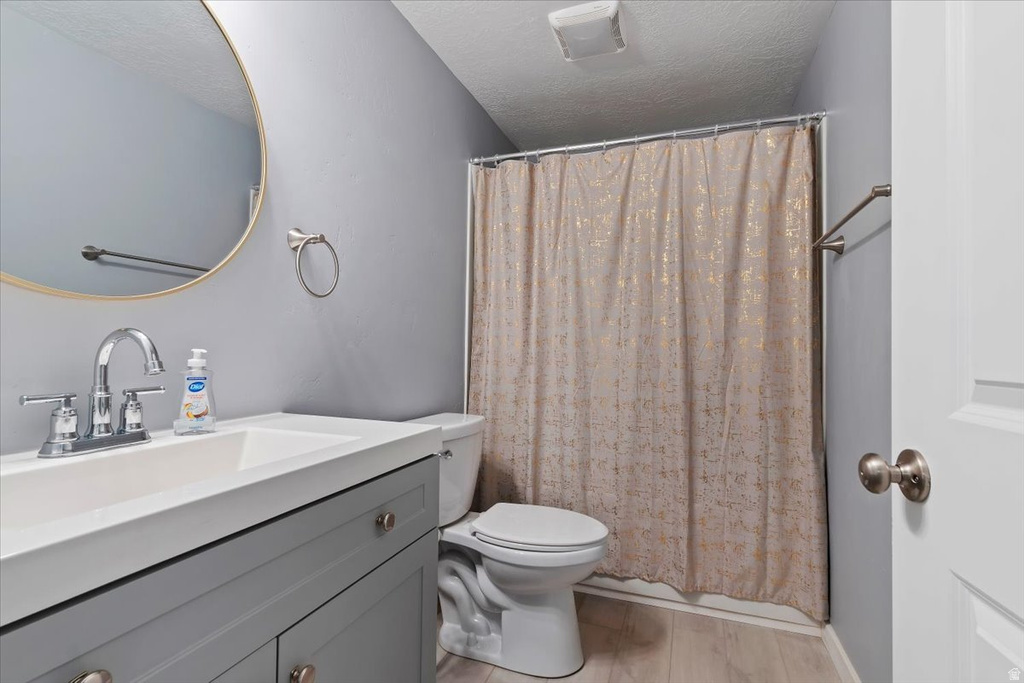 442 N COMMODORE LN Saratoga Springs, UT 84045