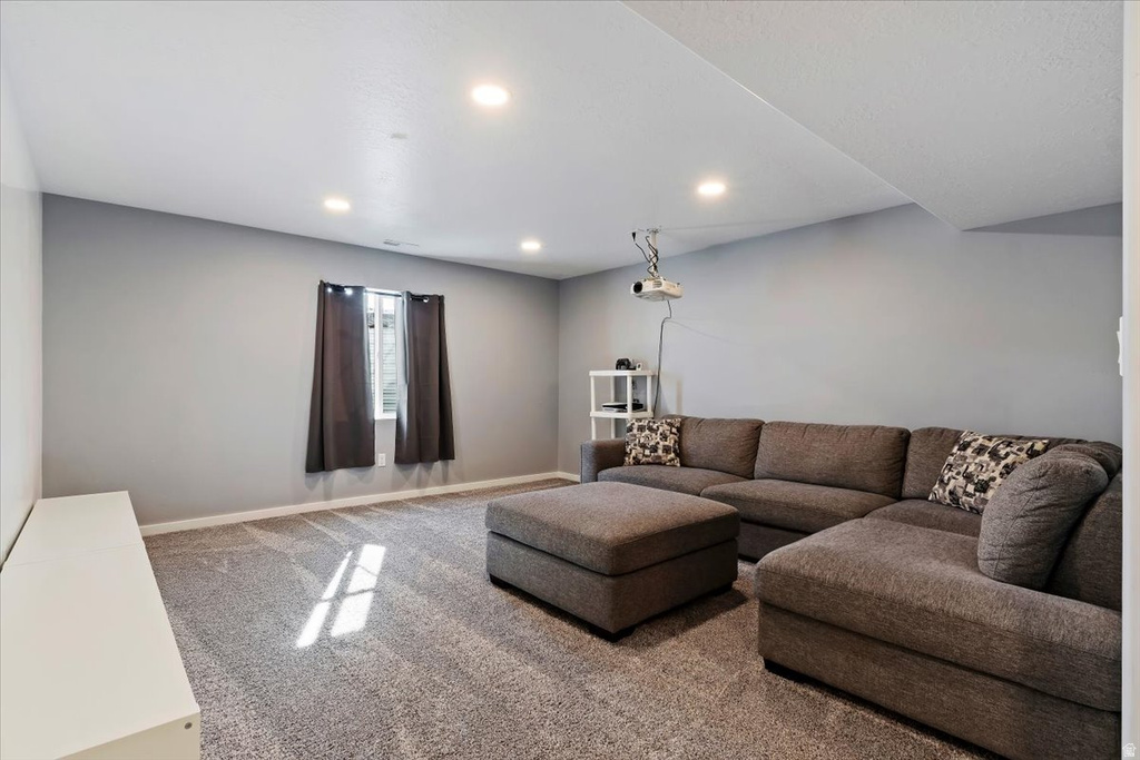 442 N COMMODORE LN Saratoga Springs, UT 84045