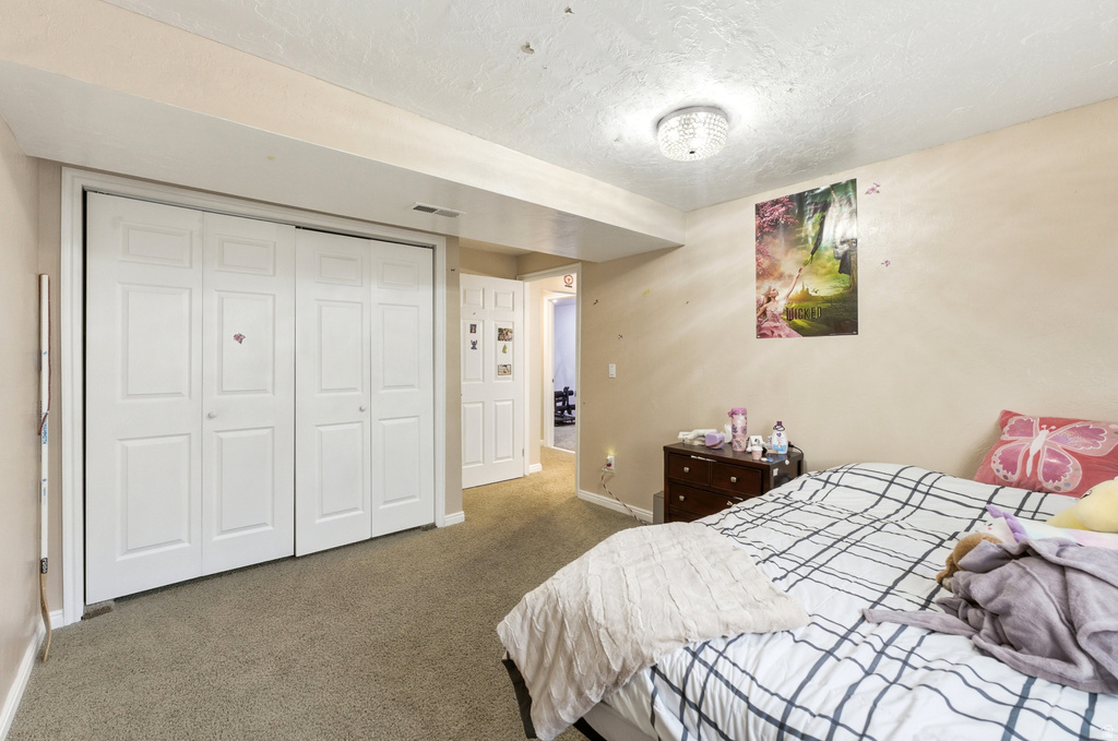 2539 W MASONS MILE DR Taylorsville, UT 84129