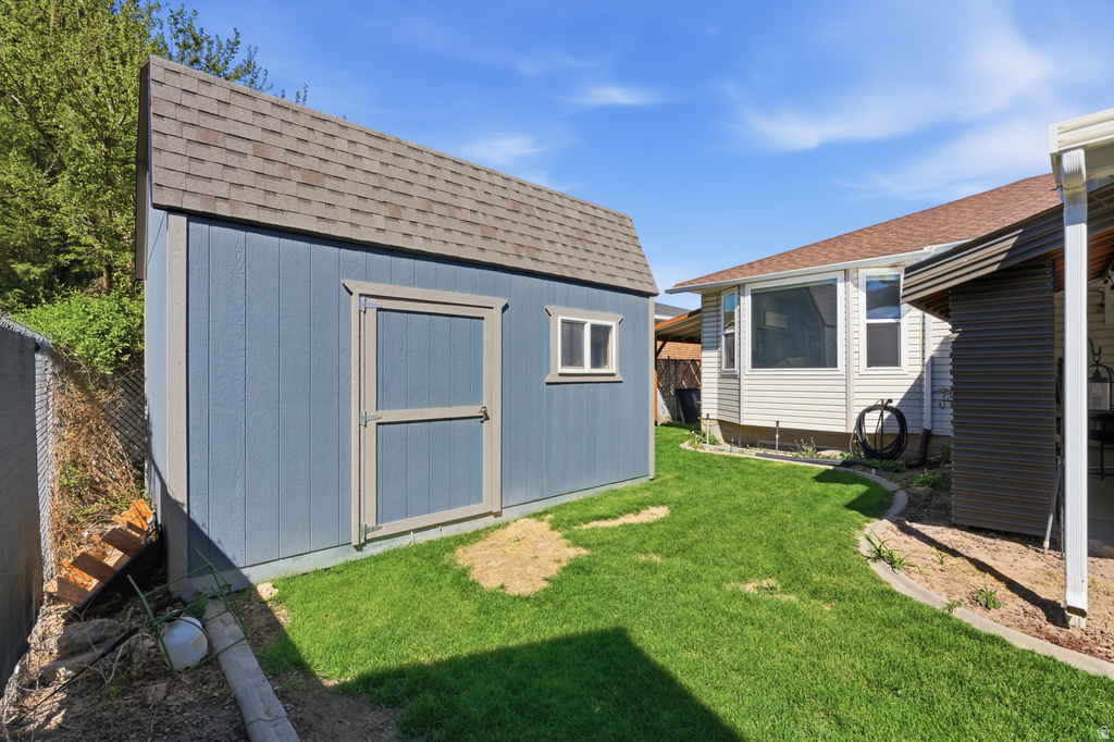 2539 W MASONS MILE DR Taylorsville, UT 84129