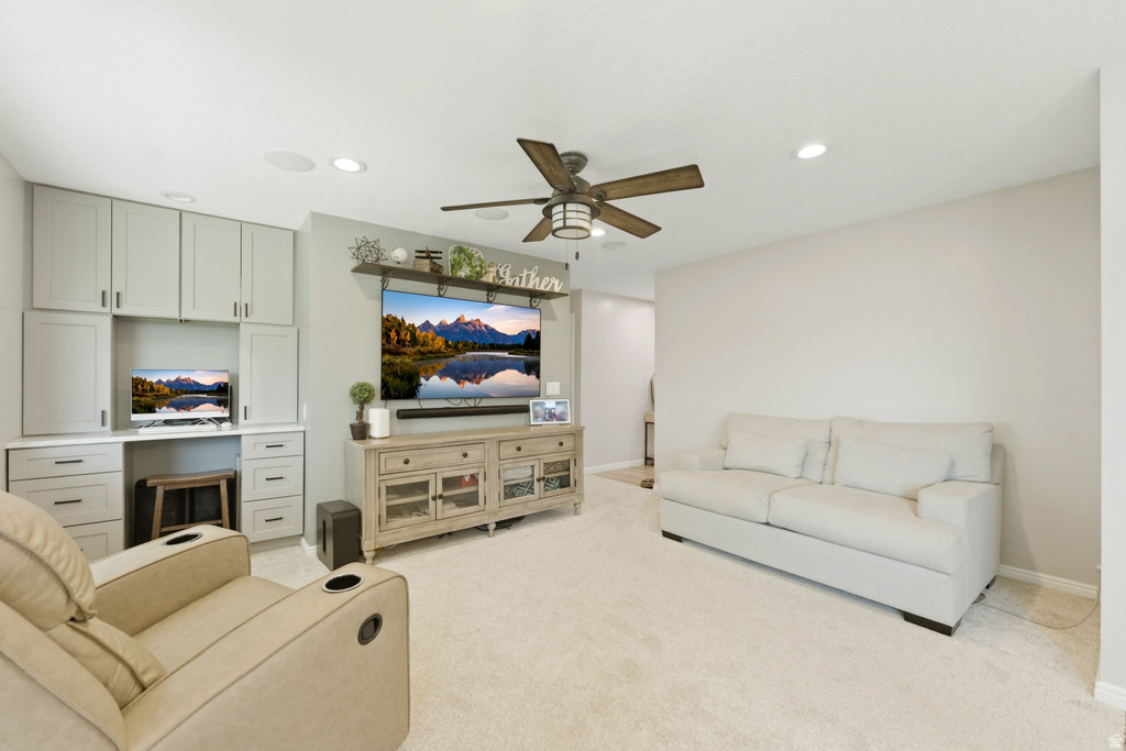 2539 W MASONS MILE DR Taylorsville, UT 84129