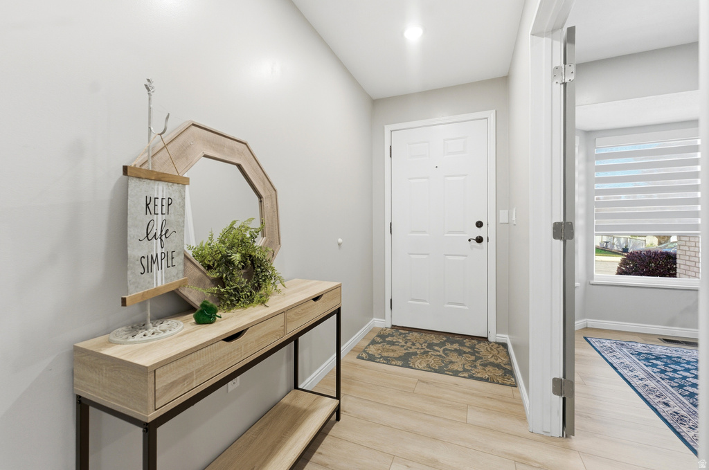 2539 W MASONS MILE DR Taylorsville, UT 84129