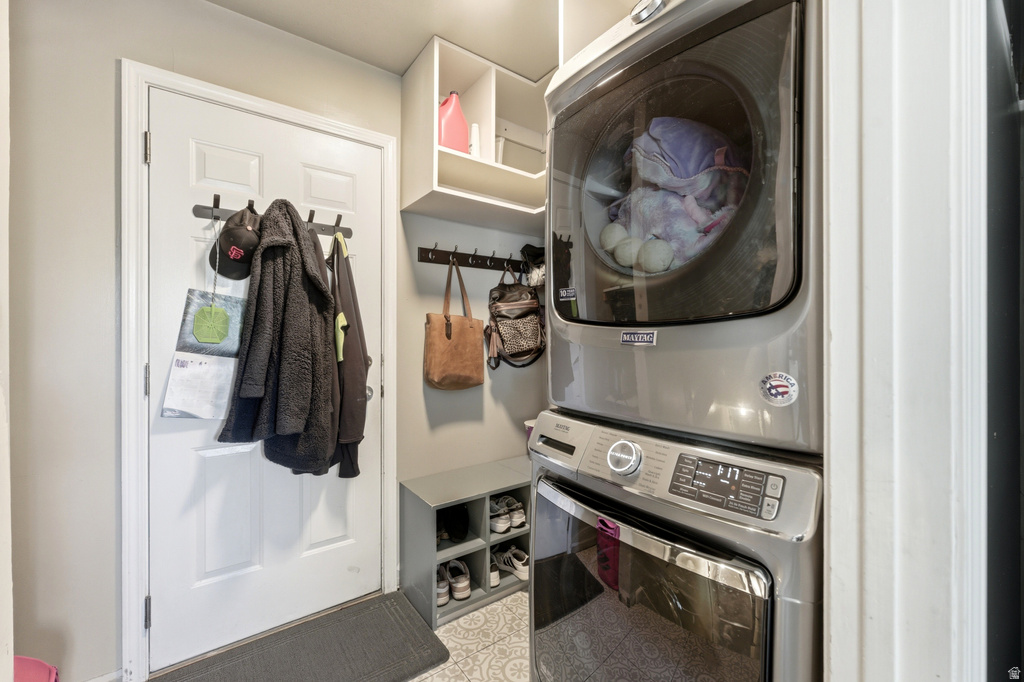 2539 W MASONS MILE DR Taylorsville, UT 84129