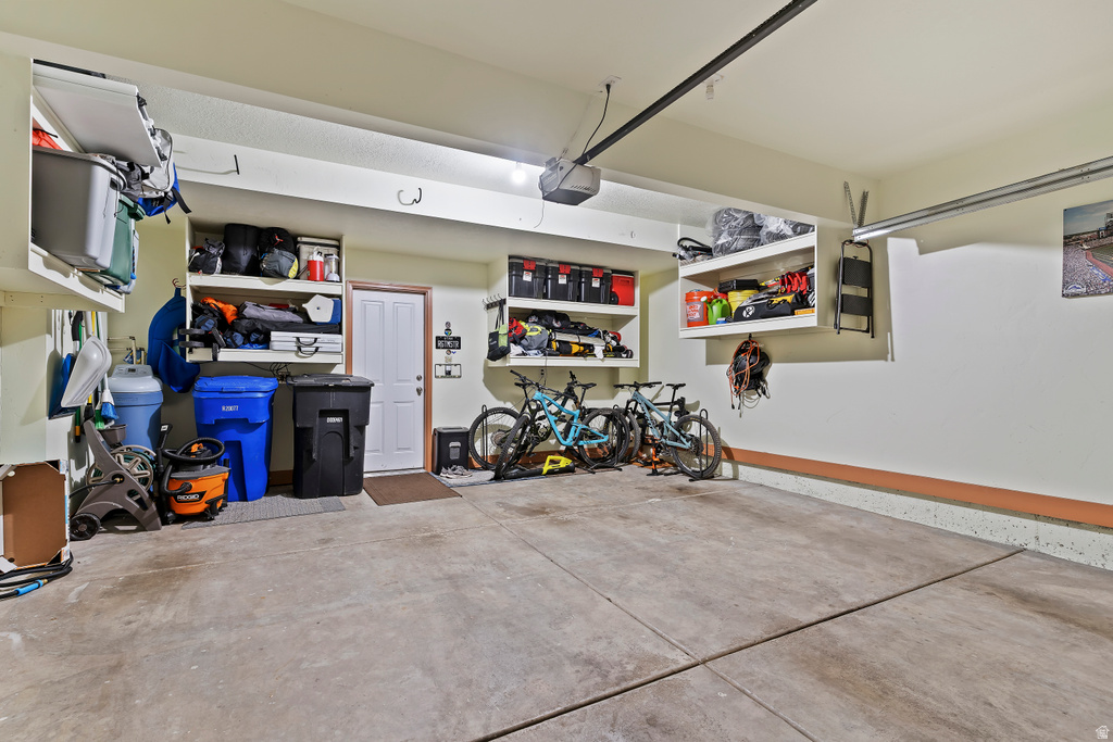 979 W WILLOW GREEN WAY Farmington, UT 84025