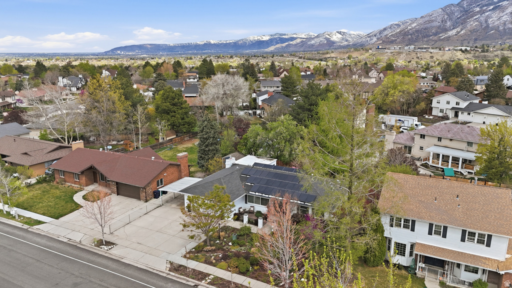 1893 E VISCOUNTI DR Sandy, UT 84093