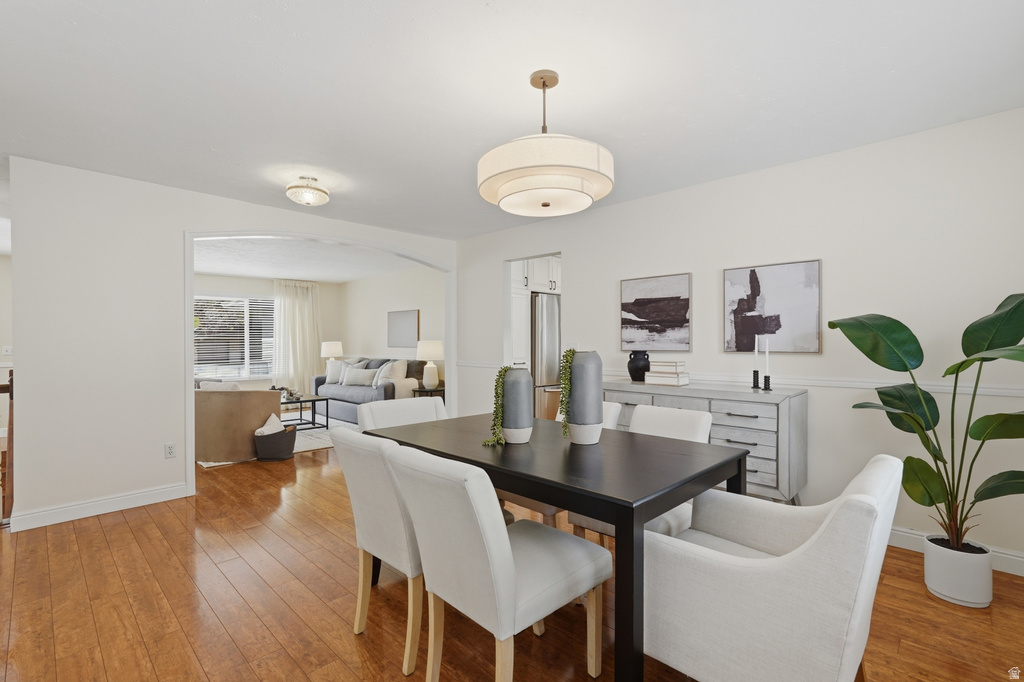 1893 E VISCOUNTI DR Sandy, UT 84093