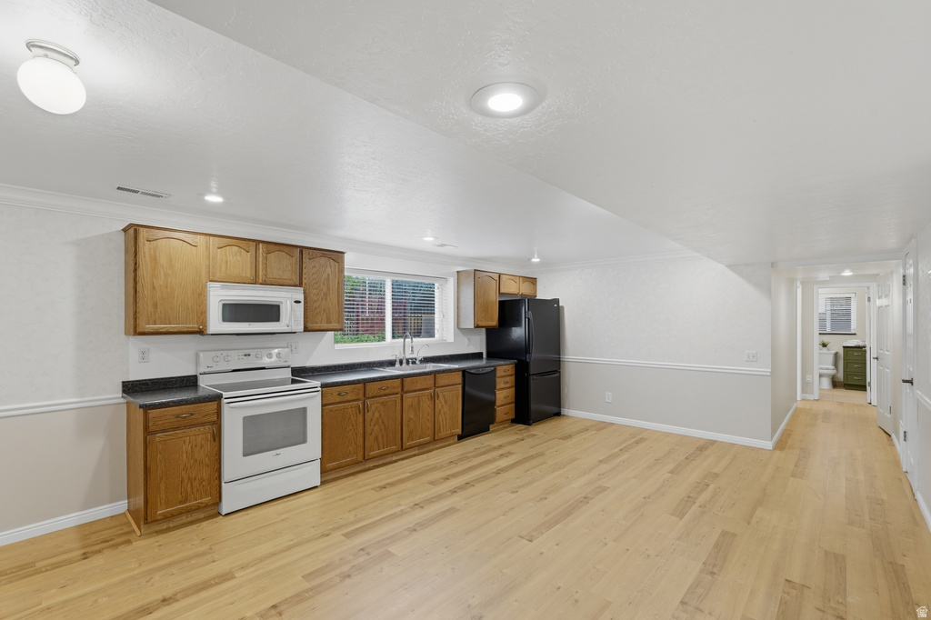 1893 E VISCOUNTI DR Sandy, UT 84093