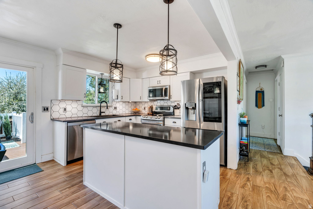 634 E PICO ST Sandy, UT 84070