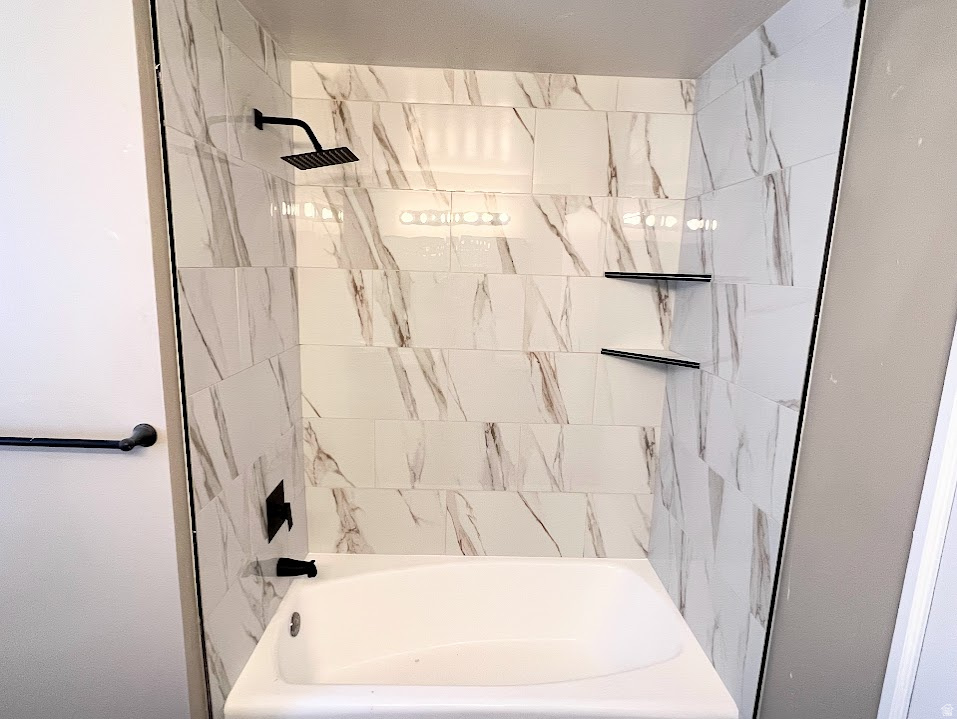 3887 S HALLMARK DR West Valley City, UT 84119