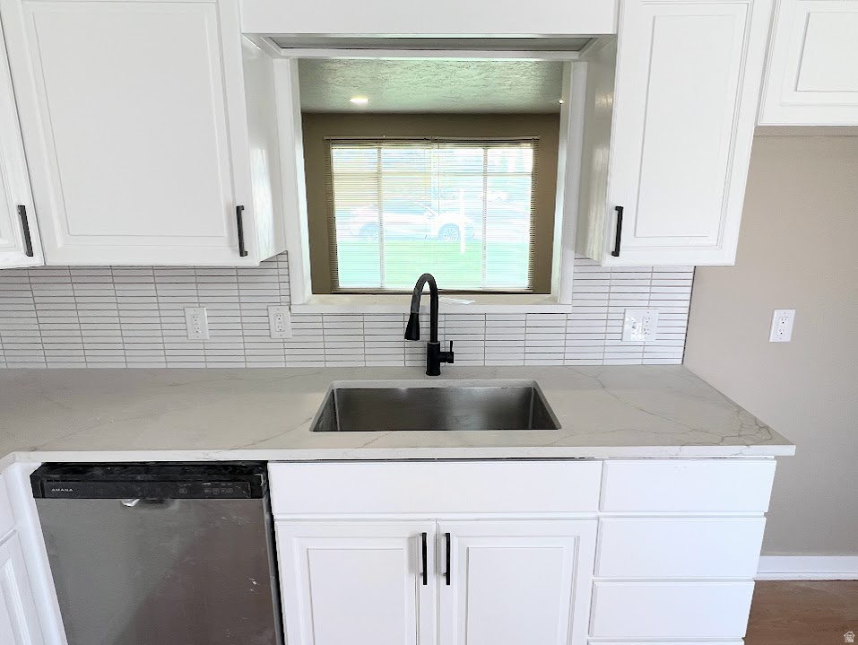 3887 S HALLMARK DR West Valley City, UT 84119