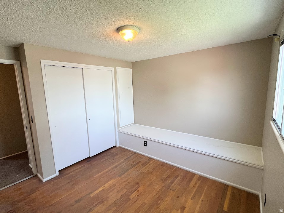 3887 S HALLMARK DR West Valley City, UT 84119