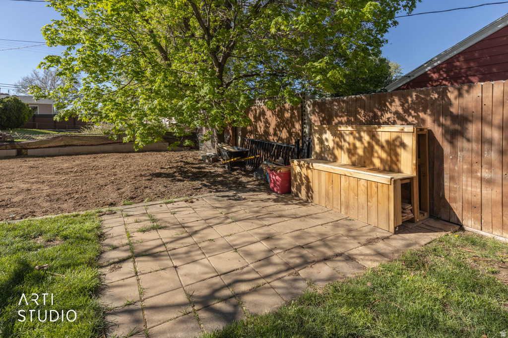 907 S TYLER AVE Ogden, UT 84404