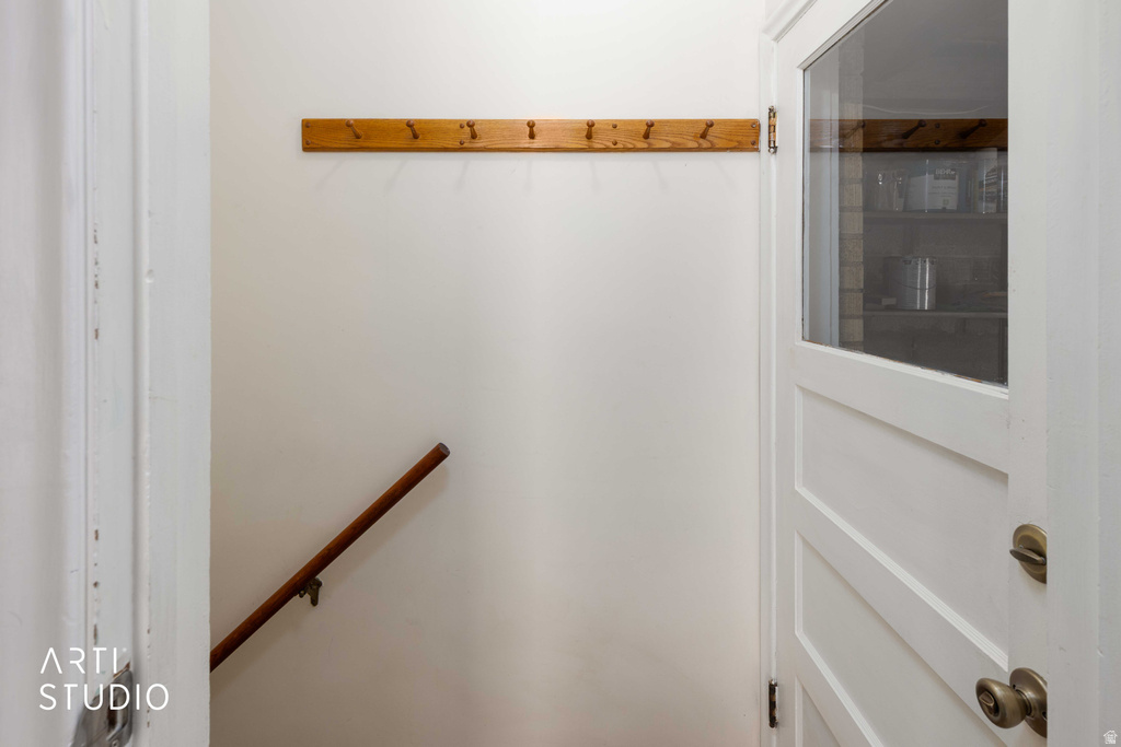 907 S TYLER AVE Ogden, UT 84404