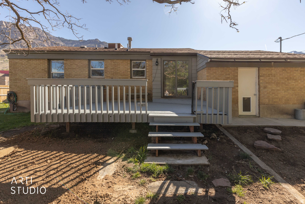 907 S TYLER AVE Ogden, UT 84404