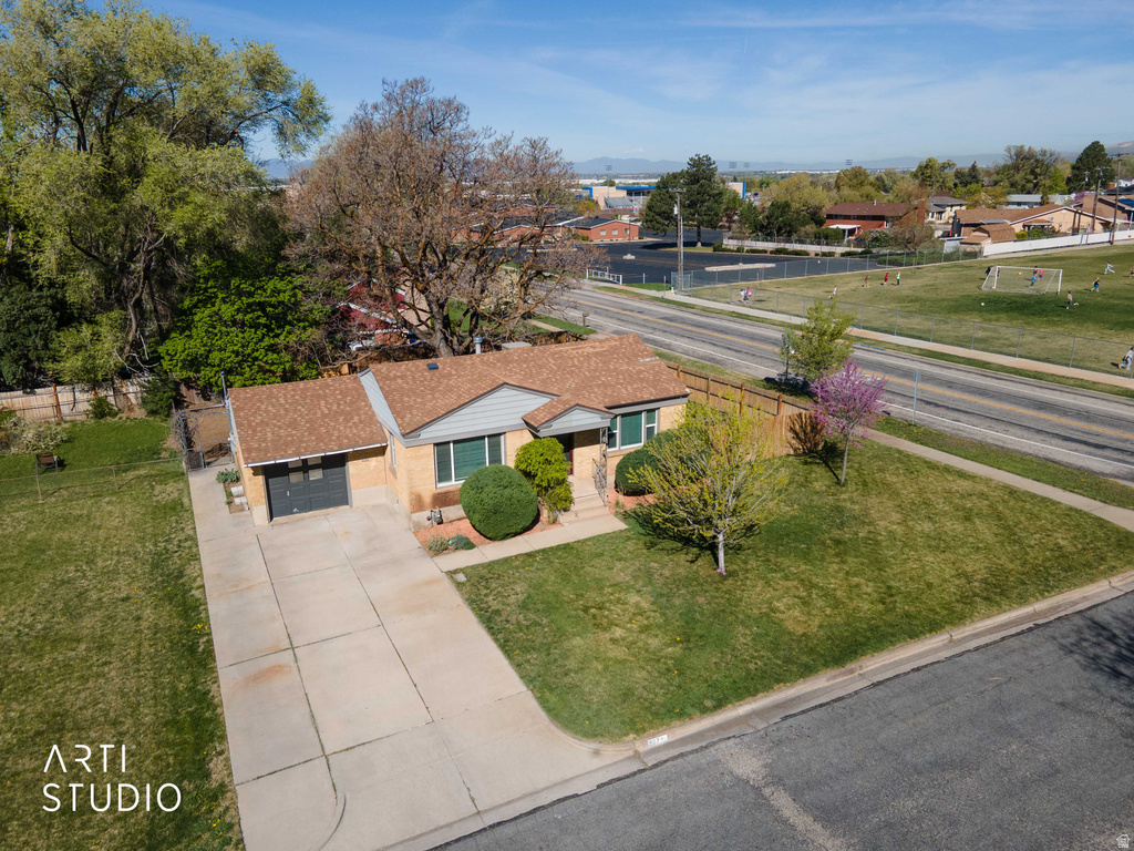 907 S TYLER AVE Ogden, UT 84404