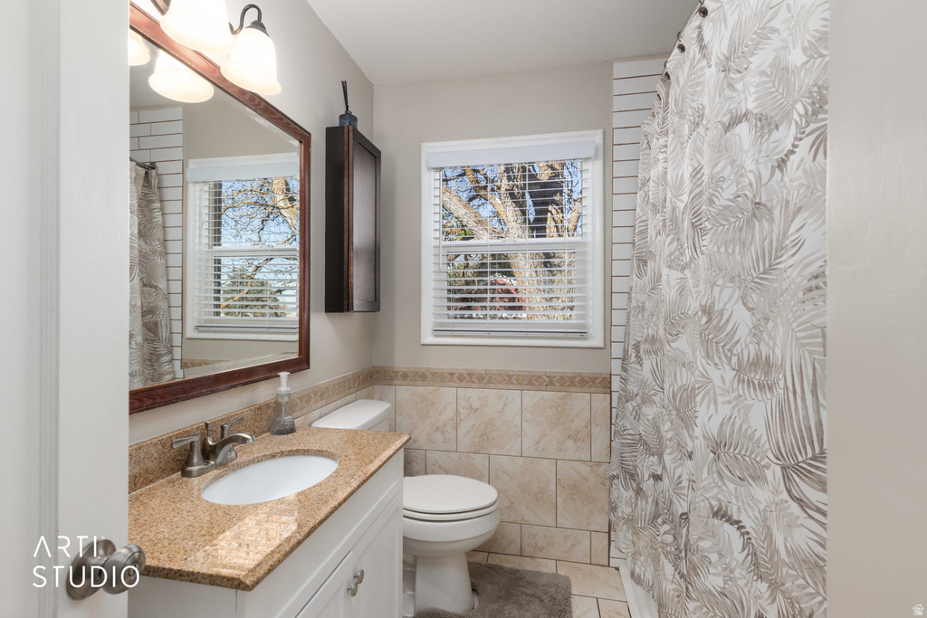 907 S TYLER AVE Ogden, UT 84404