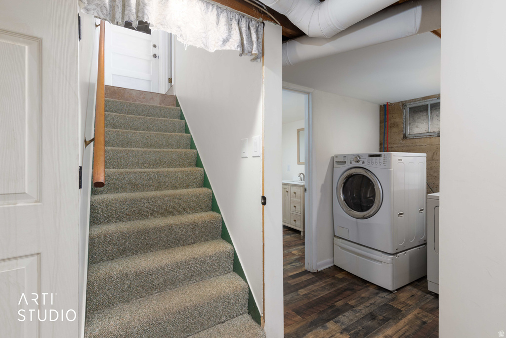 907 S TYLER AVE Ogden, UT 84404