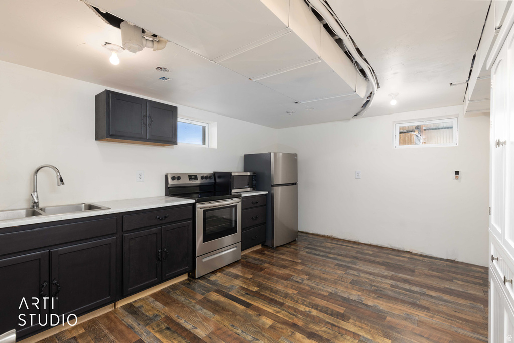 907 S TYLER AVE Ogden, UT 84404