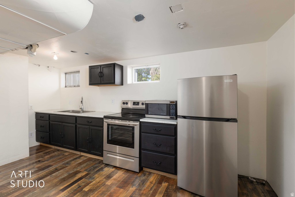 907 S TYLER AVE Ogden, UT 84404