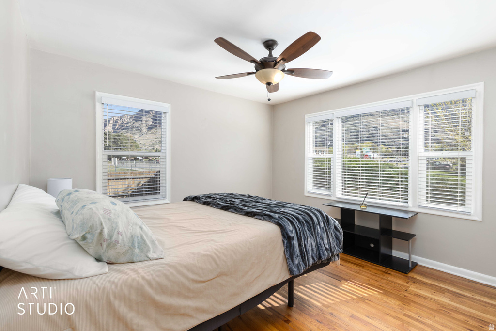 907 S TYLER AVE Ogden, UT 84404